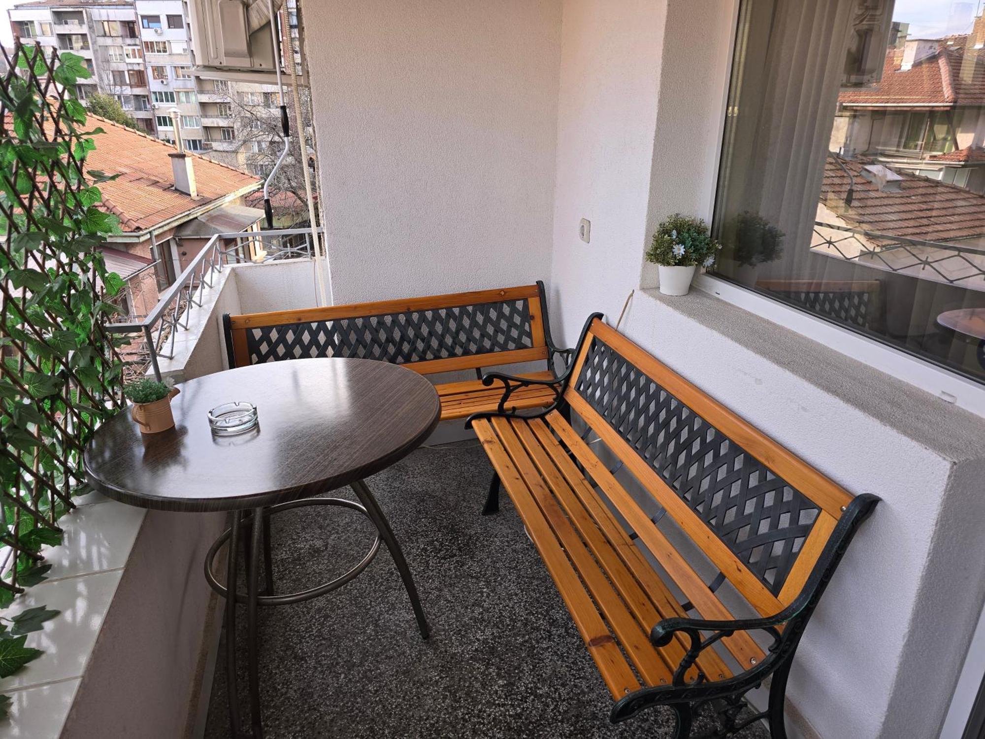 Comfort Apartment Vt Veliko Tŭrnovo Exterior photo