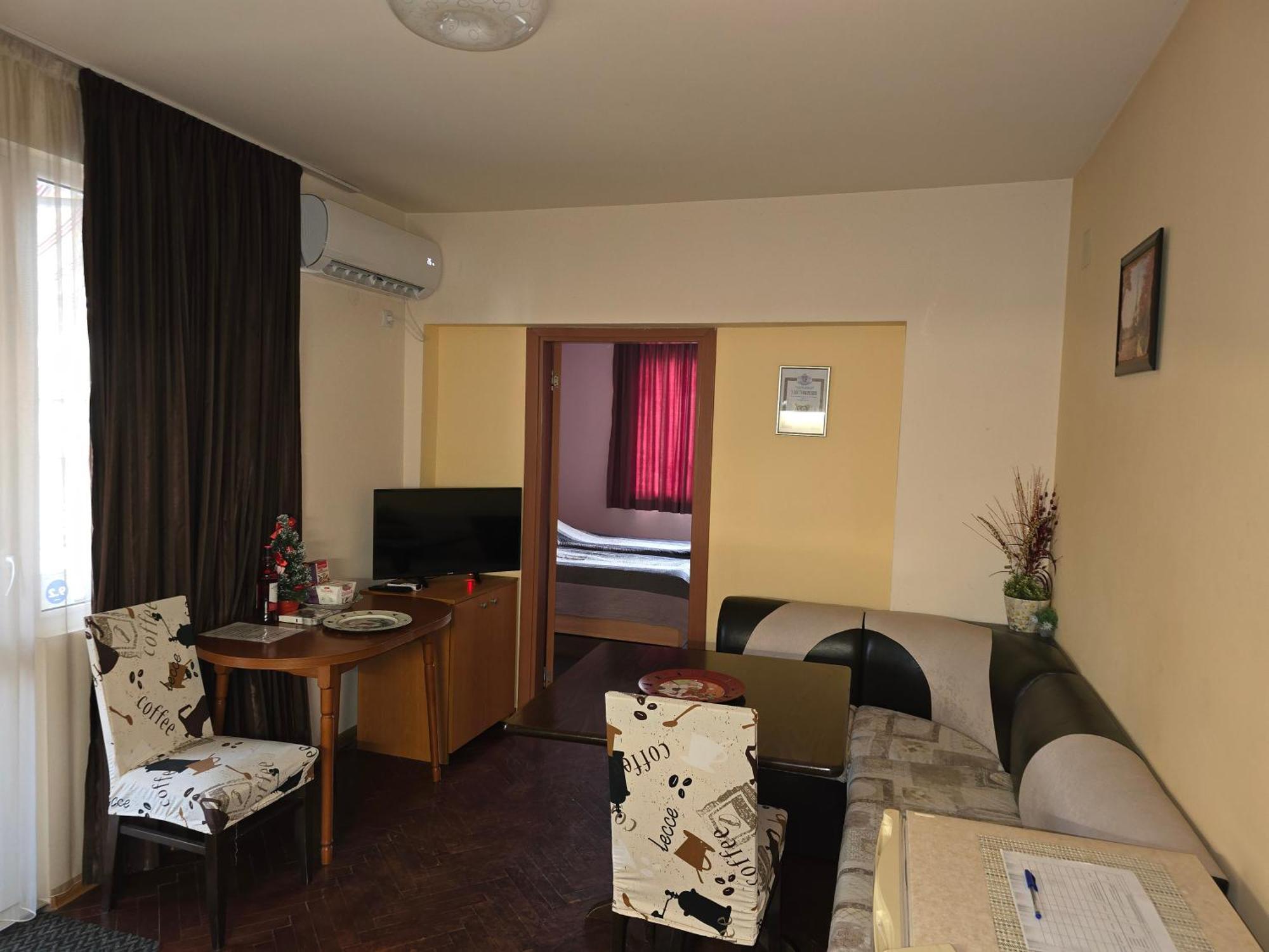 Comfort Apartment Vt Veliko Tŭrnovo Exterior photo