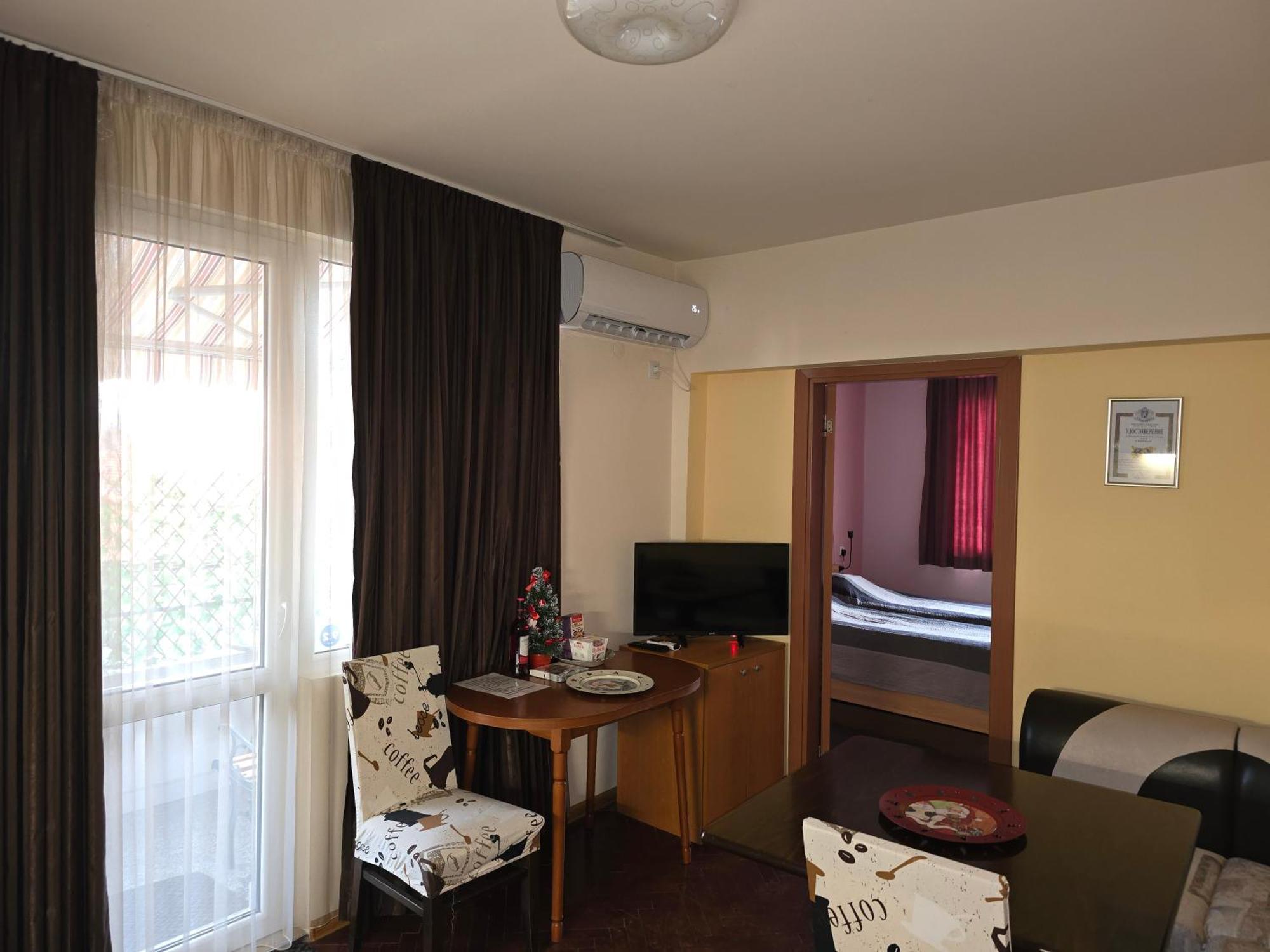 Comfort Apartment Vt Veliko Tŭrnovo Exterior photo