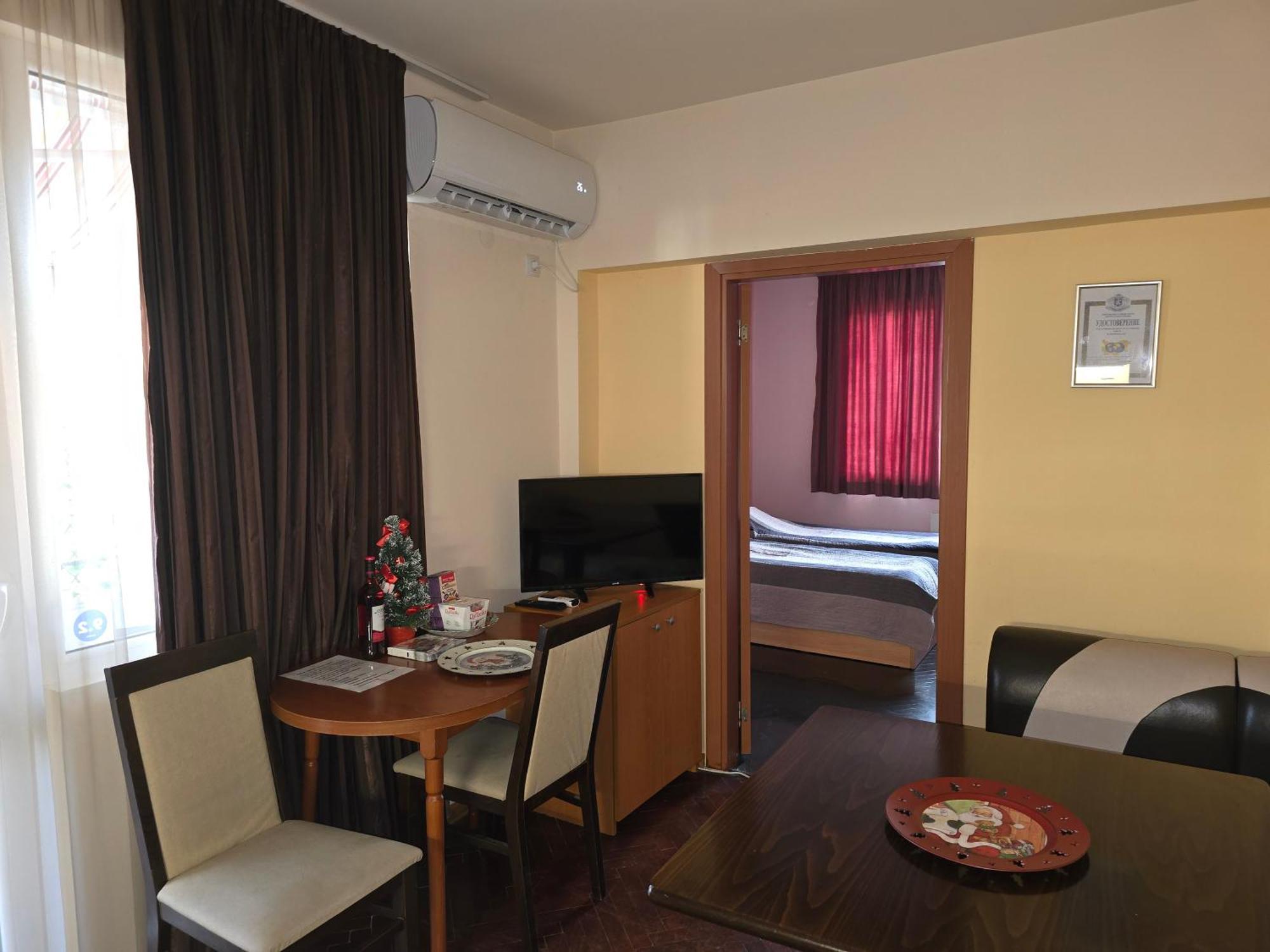 Comfort Apartment Vt Veliko Tŭrnovo Exterior photo