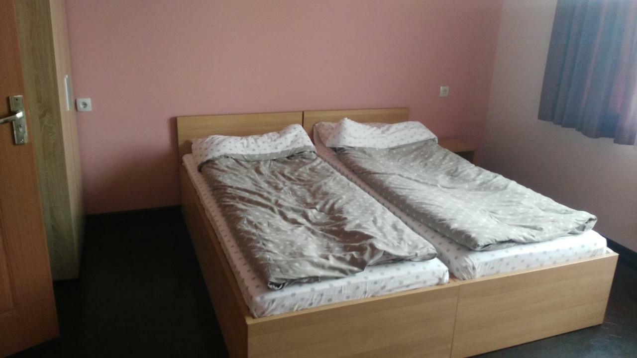 Comfort Apartment Vt Veliko Tŭrnovo Exterior photo