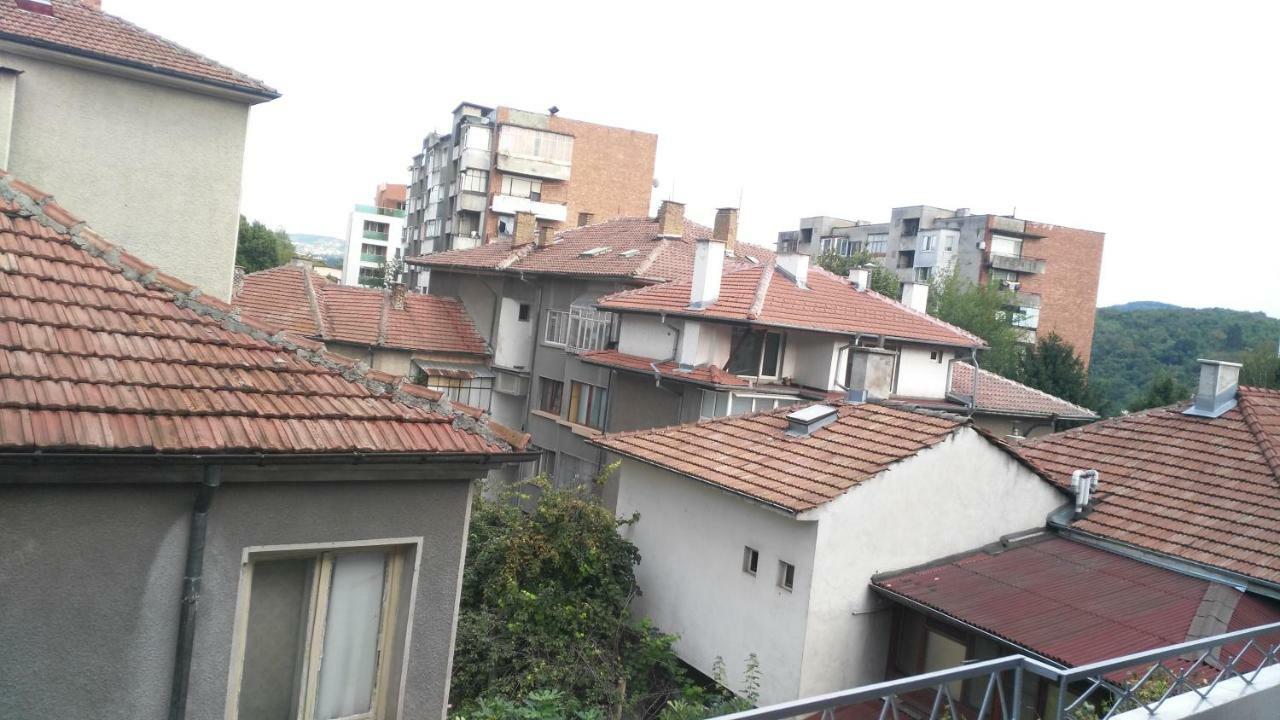Comfort Apartment Vt Veliko Tŭrnovo Exterior photo